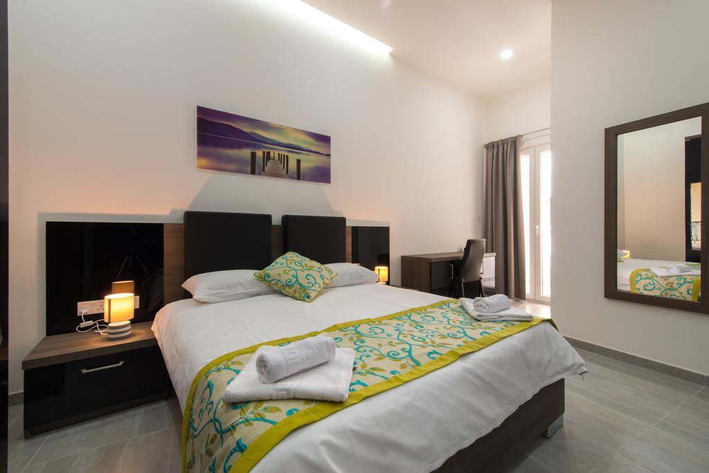 Hacienda Apartments Sliema Buitenkant foto