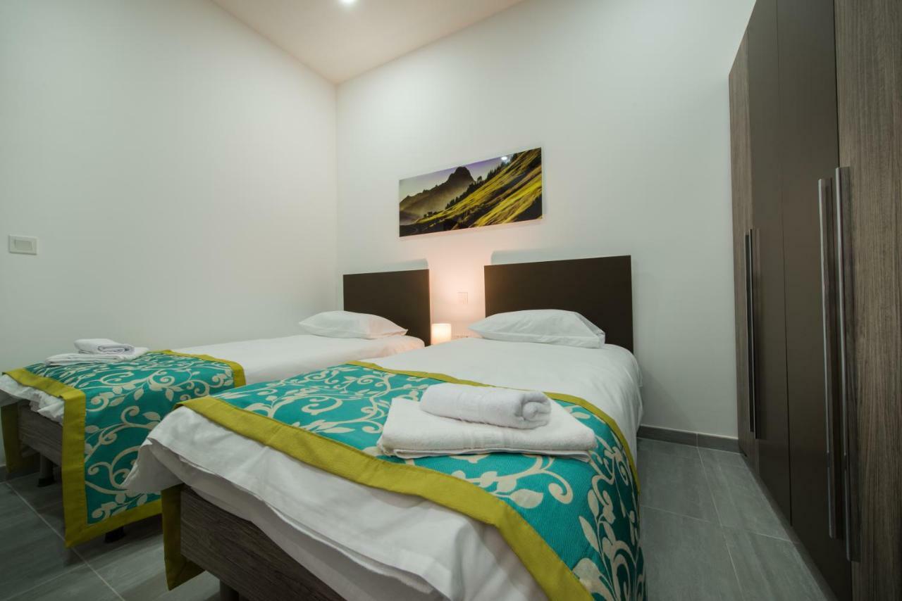 Hacienda Apartments Sliema Buitenkant foto